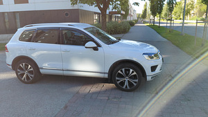 Volkswagen Touareg (4 фото из 14)
