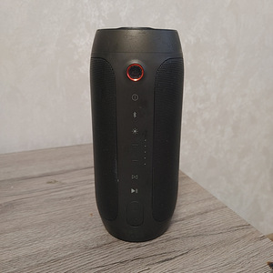 JBL Pulse 2 (3 фото из 3)