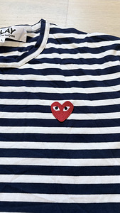 Лонгслив Comme des GARCONS. (2 фото из 4)