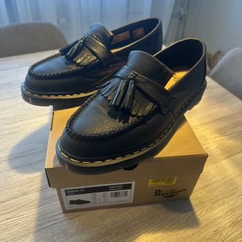 Dr.MARTENS ADRIAN YS