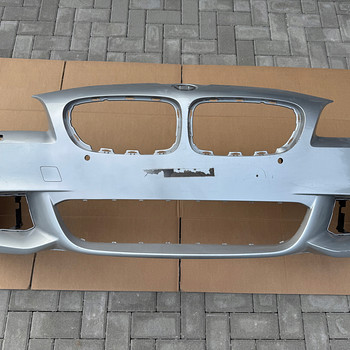 Передний бампер для BMW F10/F11