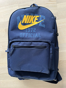 Рюкзак Nike (1 фото из 4)