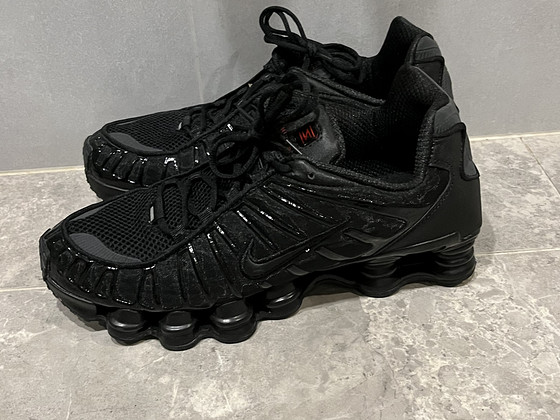 Nike Shox