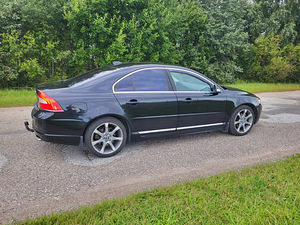 Volvo S80 2010 151 кВт (3 фото из 15)