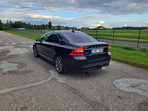 Volvo S80 2010 151 кВт (6 фото из 15)