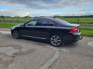 Volvo S80 2010 151 кВт (7 фото из 15)