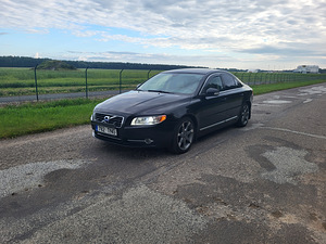 Volvo S80 2010 151 кВт (9 фото из 15)