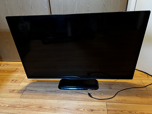 Телевизор Philips 46” TV 46PFL3108H/12 (1 фото из 8)
