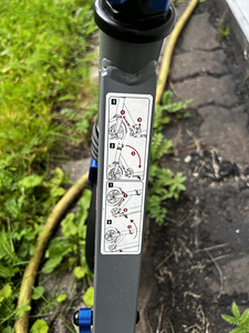 Kokkupandav tõukeratas amortidega (4 foto / 7)