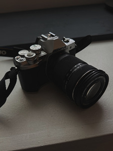 Olympus OM-D E-M10 Mark III (1 фото из 3)