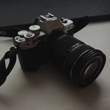 Olympus OM-D E-M10 Mark III