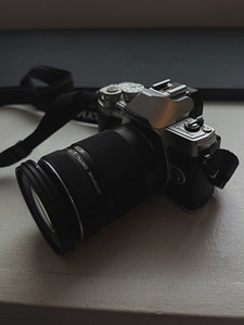 Olympus OM-D E-M10 Mark III (2 фото из 3)