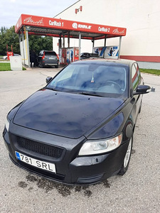 VOLVO V50 дизель 80 кВт ТО до 06.27, регистрация оплачена (4 фото из 7)