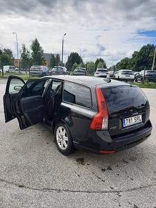VOLVO V50 дизель 80 кВт ТО до 06.27, регистрация оплачена (5 фото из 7)