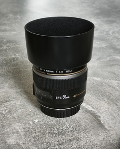 Canon EF-s 60 мм 1:2,8 USM Macro (4 фото из 6)