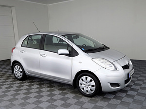 Toyota Yaris Linea Sol Facelift ATM 1.3 74kW (1 фото из 9)