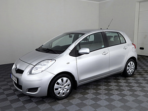 Toyota Yaris Linea Sol Facelift ATM 1.3 74kW (2 фото из 9)