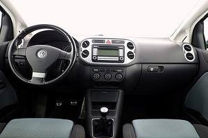 Volkswagen Golf Plus Cross 1.4 103kW (5 фото из 9)