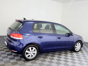 Volkswagen Golf Comfortline ATM 2.0 TDI 81kW (4 фото из 8)