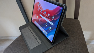Lenovo Idea Tab Pro 12,7 (2 фото из 3)