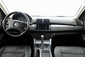 BMW X5 Executive Facelift ATM 3.0 D 160kW (5 фото из 7)
