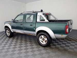 Nissan Navara Facelift 4x4 2.5 dCi 98kW (4 фото из 7)