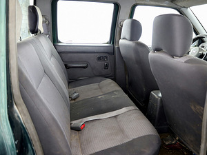 Nissan Navara Facelift 4x4 2.5 dCi 98kW (7 фото из 7)