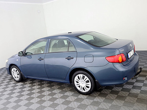 Toyota Corolla Linea Sol 1.6 91kW (4 фото из 8)