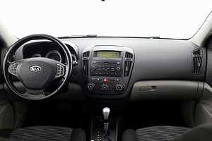 Kia Ceed Elegance ATM 1.6 90kW (5 фото из 7)