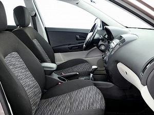 Kia Ceed Elegance ATM 1.6 90kW (6 фото из 7)