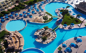 AMWAJ OYOUN RESORT & SPA (4 фото из 10)