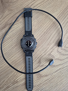 Fenix 8 47mm, Sapphire I Titanium (1 foto / 2)