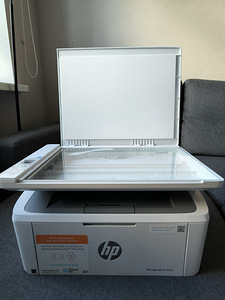 HP LaserJet MFP M140WE (3 foto / 6)