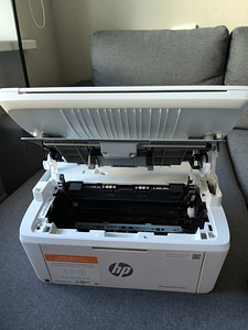 HP LaserJet MFP M140WE (6 foto / 6)