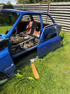 Продам BMW e30 (9 фото из 10)