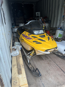 Müüa ski-doo sportsaan (1 фото из 9)