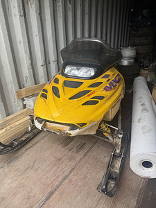Müüa ski-doo sportsaan (2 фото из 9)