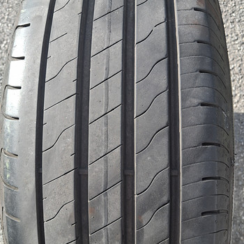 Goodyear Efficientgrip 2