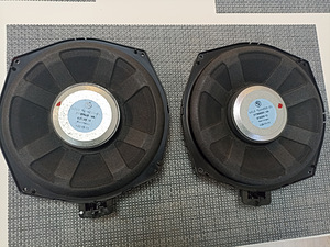 Низкочастотные динамики BMW E-серии 651391442 Hi-Fi, 2шт. (1 фото из 3)