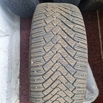 Kia velgede komplekt R18 225/40 R18 — Goodyear UltraGrip Ice 3