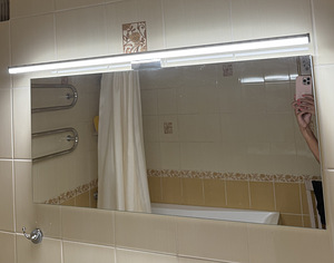 Vannitoamoobli komplekt 80cm(kapp,valamu,peegel,led valgusti (6 foto / 6)