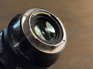 Объектив Sigma 50mm f/1.4 DG DN Art L-mount (3 фото из 3)