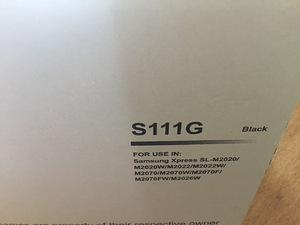 Must tooner tahm S111G Samsung printerile (4 foto / 4)