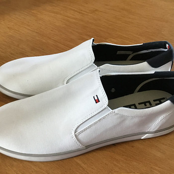 Uued Tommy Hilfiger tennised EUR 48, UK 13, US 14