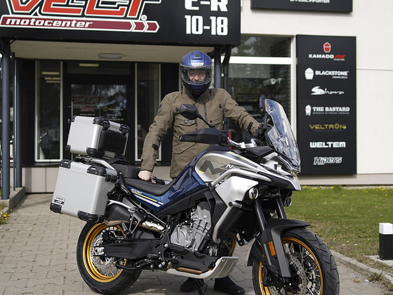 Мотоцикл CFMOTO 800MT R2 8-клапанный DOHC EFI EURO5 67kW