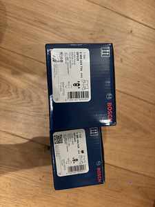Продаются новые тормозные колодки Bosch (1 фото из 2)