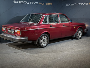 Volvo 244DLS (2 фото из 12)