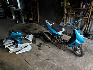 Aprilia sr50(malossi 70cc) street 2004a (7 foto / 7)