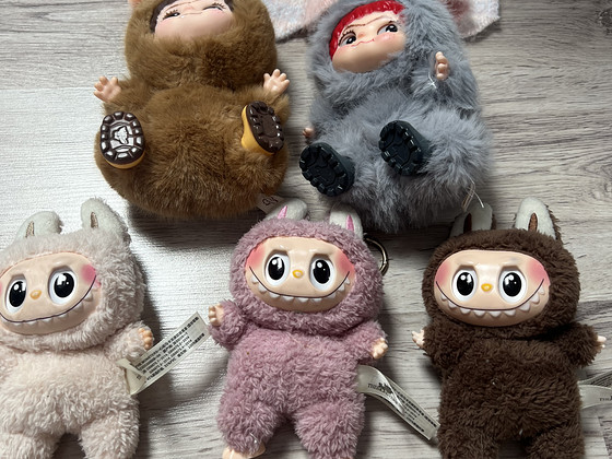 Labubu мягкая игрушка / брелок
