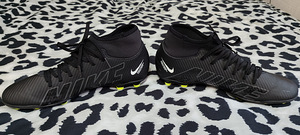 Jalgpalli putsad 42,5 Nike Mercurial meeste putsad jalanõud (3 foto / 5)